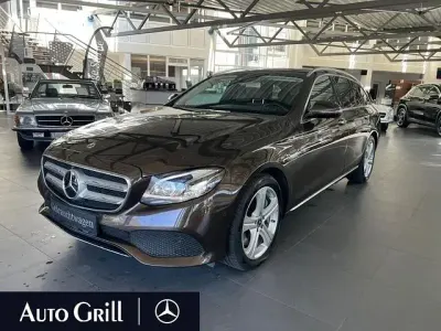 Gebraucht Mercedes E400 Avantgarde 333 PS (244 kW) 2017 Citrinbraun Kombi
