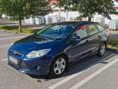Gebraucht Ford Focus Trend 116 PS (85 kW) 2011 Blau Kombi