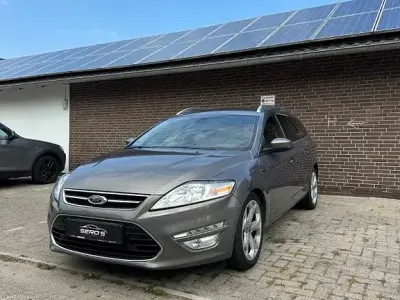 Gebraucht Ford Mondeo Titanium 140 PS (102 kW) 2012 Braun Limousine