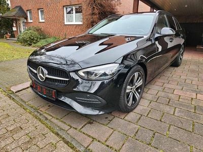 Gebraucht Mercedes C220 Avantgarde 197 PS (144 kW) 2023 Schwarz Limousine