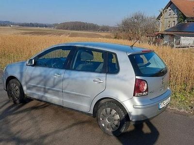 Silber Gebraucht 2005 VW Polo Trendline Limousine | 2.250 € (Guter Preis)