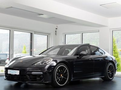 Porsche Panamera 4S