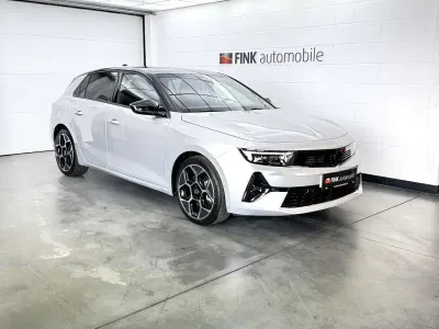 Gebraucht Opel Astra 181 PS (133 kW) 2023 Kristall silber Kleinwagen