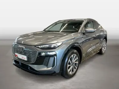 Gebraucht Audi Q6 Sportback e-tron Ambiente 284 kW (387 PS) 2025 Daytonagrau perleffekt SUV