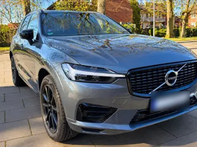 Gebraucht Volvo XC60 R-Design 197 PS (144 kW) 2021 Grau SUV