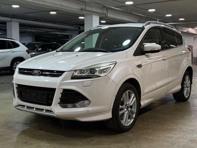 Gebraucht Ford Kuga ST-Line 150 PS (110 kW) 2015 Weiß SUV