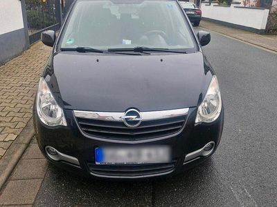 Opel Agila
