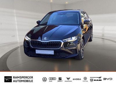 Gebraucht Skoda Scala Tour 116 PS (85 kW) 2025 Blackmagic perleffekt Kleinwagen