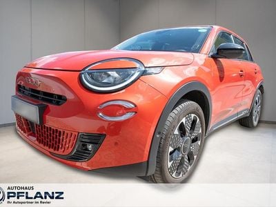 Orange Gebraucht 2025 Fiat 600E La Prima SUV | 33.790 € (Etwas zu teuer)