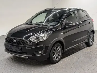 Gebraucht Ford Ka Plus Active 86 PS (63 kW) 2019 Iridiumschwarzmet. Kleinwagen
