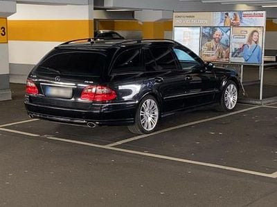 Gebraucht Mercedes E320 Avantgarde 224 PS (164 kW) 2007 Schwarz Kombi