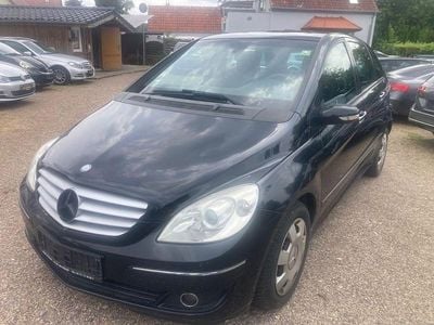 Mercedes B180