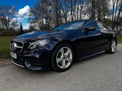 Gebraucht Mercedes E300 AMG line 245 PS (180 kW) 2020 Blau Coupé