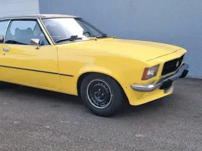 Używany Opel Rekord 1973 Żółty Coupe
