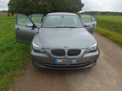 BMW 523