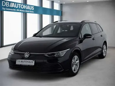 Gebraucht VW Golf VIII Life 110 PS (80 kW) 2024 Schwarz Kombi