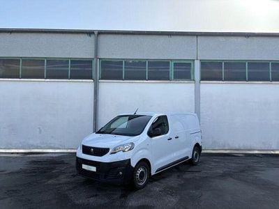 Gebraucht Peugeot Expert 144 PS (105 kW) 2023 Weiß Van