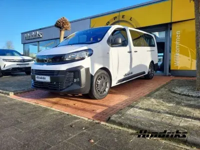 Gebraucht Opel Vivaro 177 PS (130 kW) 2024 Weiß Van / Kleinbus