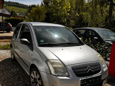 Gebraucht Citroën C2 73 PS (53 kW) 2005 Silber Kleinwagen