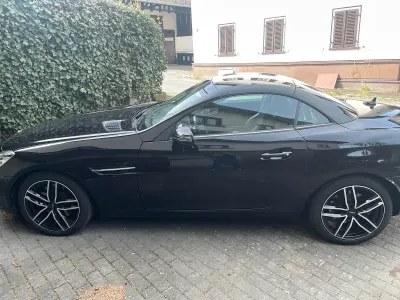 Używany Mercedes SLK250 204 KM (150 kW) 2012 Czarny Kabriolet