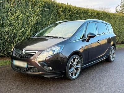 Second-hand Opel Zafira Tourer OPC 165 CP (121 kW) 2012 Maro Monovolum