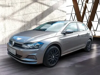 Gebraucht VW Polo 95 PS (69 kW) 2019 Grau Kleinwagen
