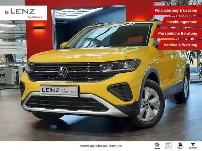 Gebraucht VW T-Cross Life 95 PS (69 kW) 2026 Gelb SUV