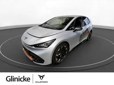 Używany Cupra Born e-Boost 169 kW (231 KM) 2023 Srebrny Hatchback