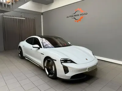 Begagnad Porsche Taycan 4S 419 kW (571 HK) 2022 Vit Sedan