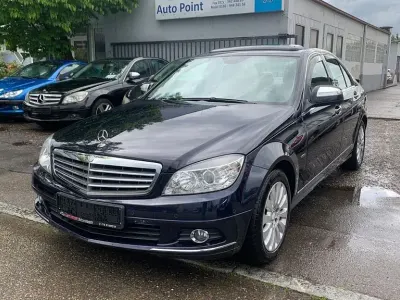 Używany Mercedes C280 231 KM (169 kW) 2008 Niebieski Sedan/Limuzyna