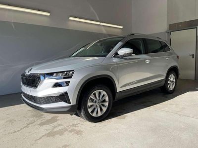 [8e8e] brillantsilber ... Neu 2026 Skoda Karoq Selection SUV | 39.604 € (Fairer Preis)