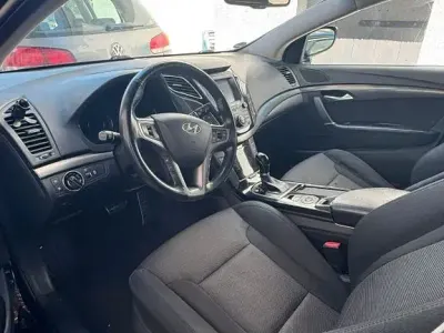 Gebraucht Hyundai i40 Premium 141 PS (103 kW) 2017 Schwarz Limousine