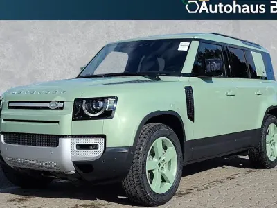 Second-hand Land Rover Defender 75th Limited Edition 300 CP (220 kW) 2023 Verde SUV