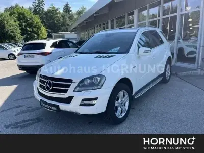 Gebraucht Mercedes ML350 231 PS (169 kW) 2011 Weiß SUV