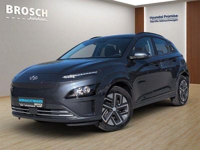 Gebraucht Hyundai Kona Select 100 kW (136 PS) 2023 Dark knight SUV