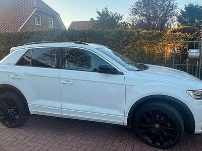 Second-hand VW T-Roc United 150 CP (110 kW) 2020 Alb SUV