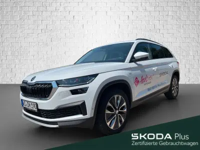 Gebraucht Skoda Kodiaq Tour 150 PS (110 kW) 2023 Moonweiß perleffekt SUV