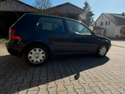 Brugt VW Golf IV 75 HK (55 kW) 2002 Blå Sedan