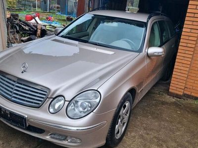 gebraucht Mercedes E320 4matic