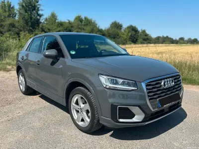 Gebraucht Audi Q2 116 PS (85 kW) 2017 Grau SUV