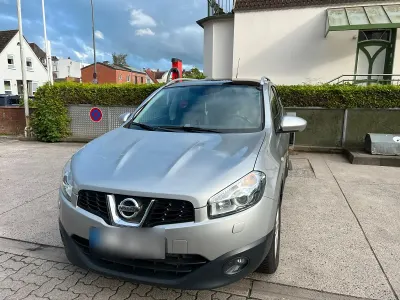 Gebraucht Nissan Qashqai I-Way 130 PS (95 kW) 2012 Silber SUV