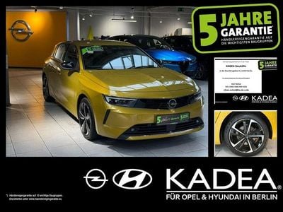 Second-hand Opel Astra 181 CP (133 kW) 2022 Galben Berlinǎ