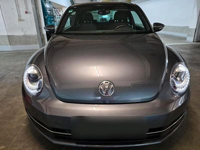 Gebraucht VW Beetle Design 140 PS (102 kW) 2014 Grau Kleinwagen