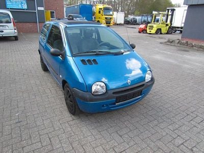 Second-hand Renault Twingo Elysee 58 CP (42 kW) 2005 Albastru Hatchback