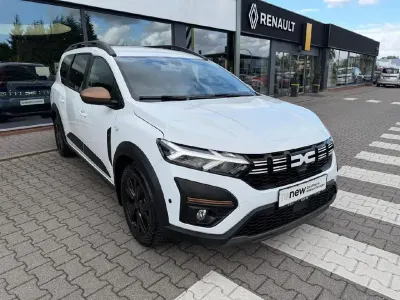 Gebraucht Dacia Jogger 101 PS (74 kW) 2023 Weiß Van / Kleinbus