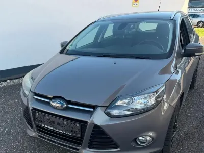 Gebraucht Ford Focus 150 PS (110 kW) 2012 Braun Kombi