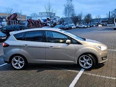 Beige Gebraucht 2016 Ford C-MAX Business Edition Van / Kleinbus | 9.900 € (Fairer Preis)