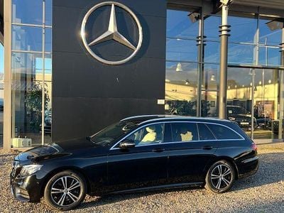 Schwarz Gebraucht 2020 Mercedes E220 AMG line Limousine | 31.850 € (Guter Preis)