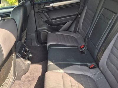 Usata VW Touareg 245 CV (180 kW) 2014 Nero SUV