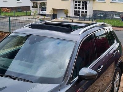 Grau Gebraucht 2018 VW Tiguan R-line SUV | 25.000 € (Superpreis)